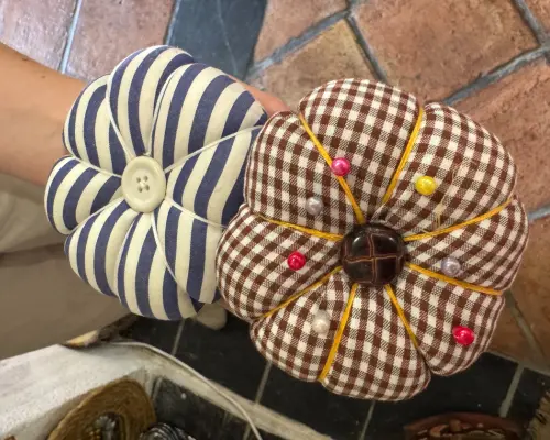 Alfileteros hechos a mano