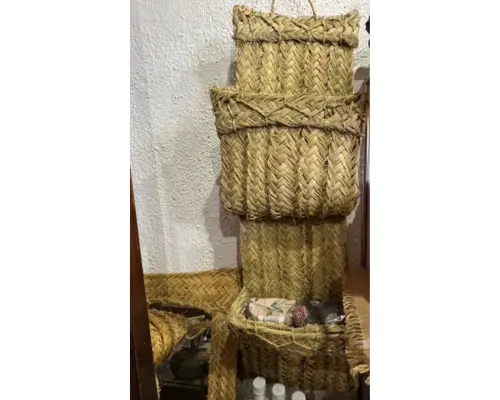 Revistero de esparto doble